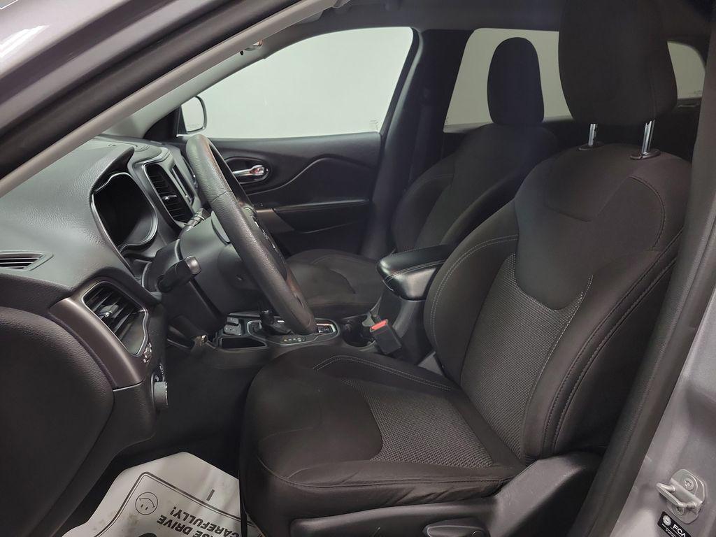 used 2021 Jeep Cherokee car