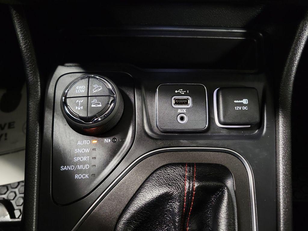 used 2020 Jeep Cherokee car, priced at $14,995