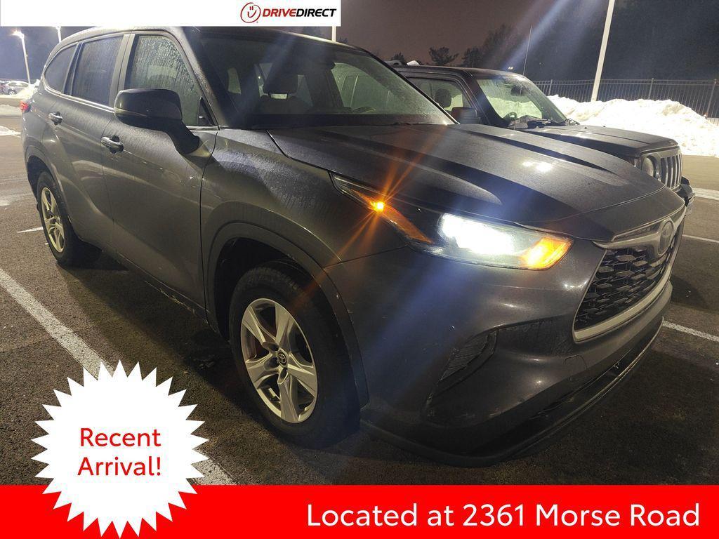 used 2023 Toyota Highlander car, priced at $29,995