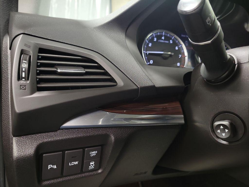 used 2014 Acura MDX car, priced at $12,995