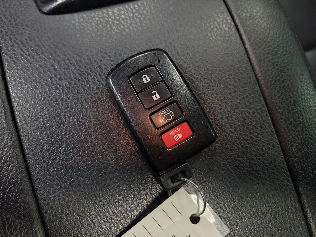 used 2019 Toyota Highlander Hybrid car, priced at $21,995