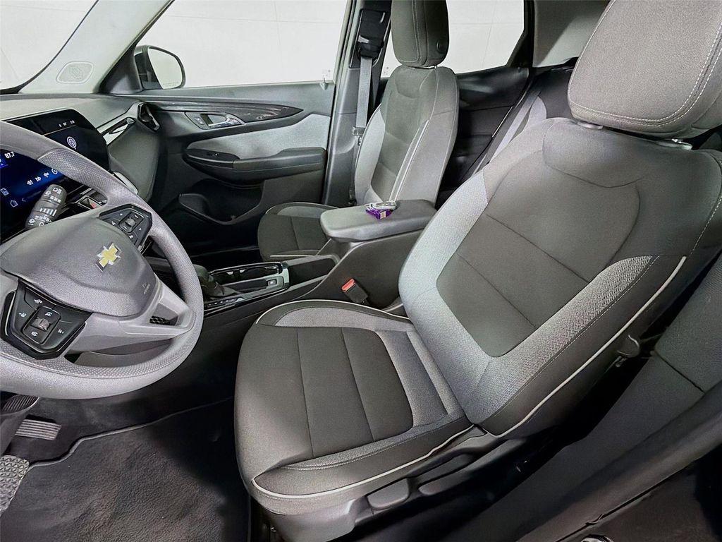 used 2025 Chevrolet TrailBlazer car, priced at $23,997