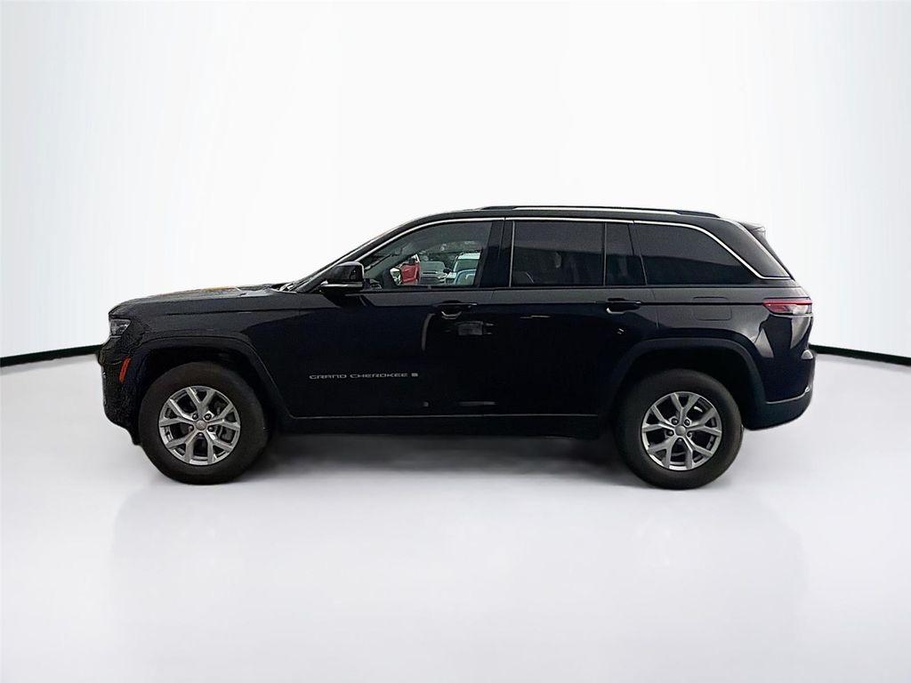 used 2023 Jeep Grand Cherokee car, priced at $32,497
