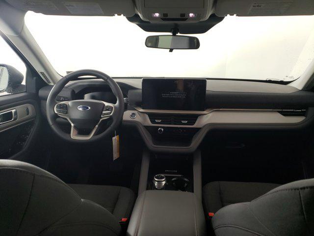 new 2025 Ford Explorer car, priced at $39,522