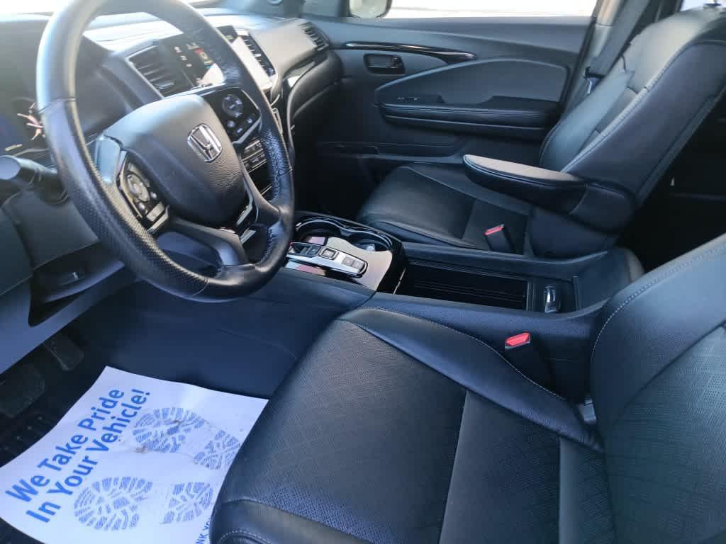 used 2023 Honda Passport car, priced at $32,885