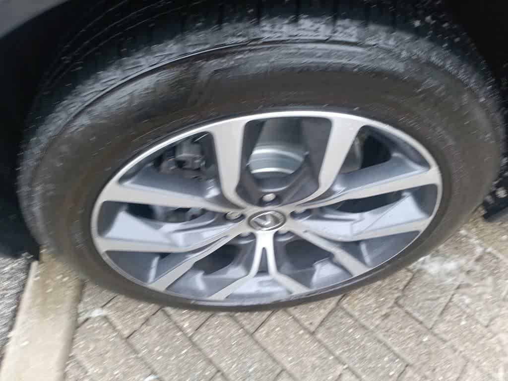 used 2023 Acura MDX car, priced at $38,995