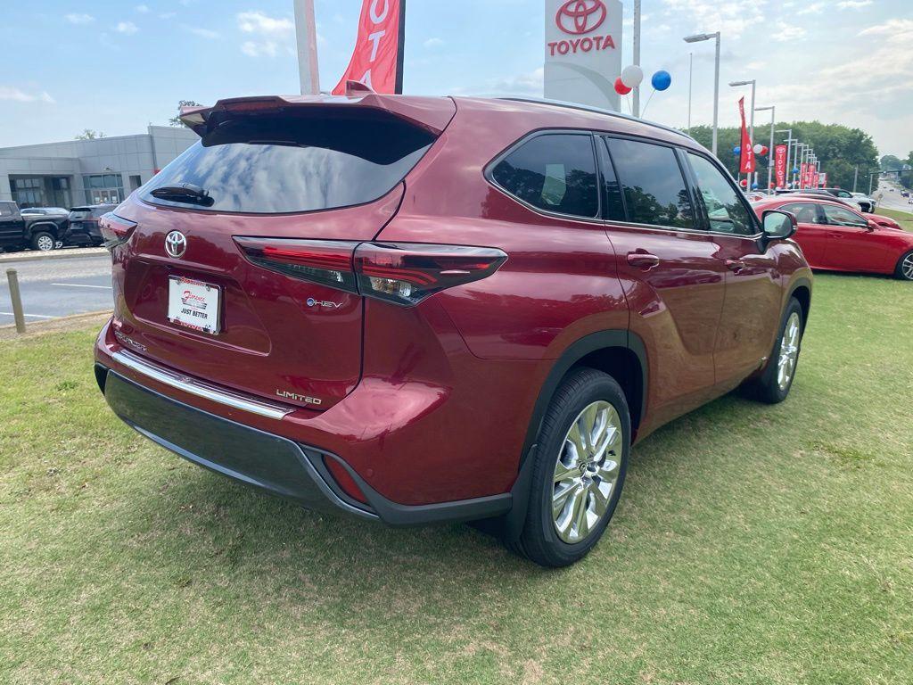 new 2026 Toyota Highlander Hybrid car, priced at $58,492