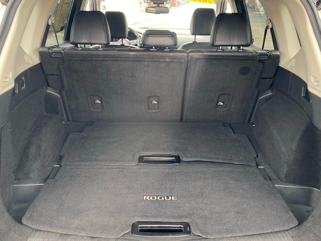 used 2021 Nissan Rogue car, priced at $24,450