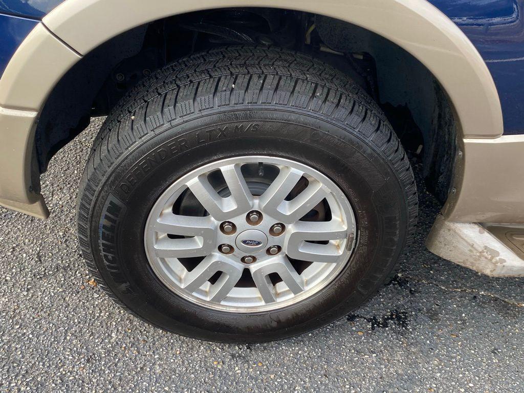 used 2011 Ford Expedition car, priced at $4,999