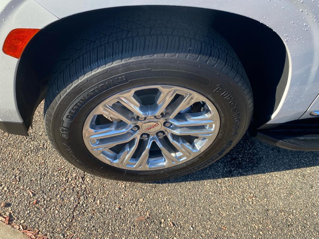 used 2023 GMC Yukon XL car, priced at $51,981