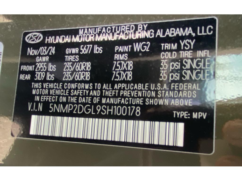 used 2025 Hyundai Santa Fe car, priced at $32,400