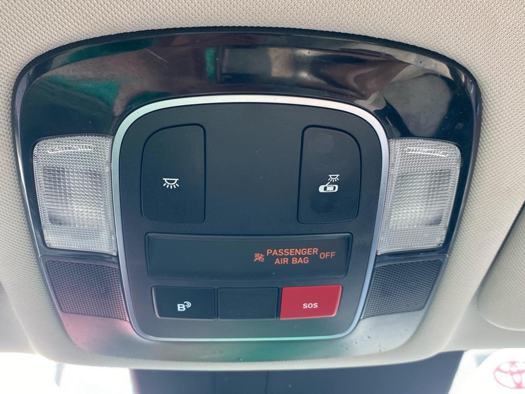 used 2024 Hyundai Sonata car, priced at $20,555