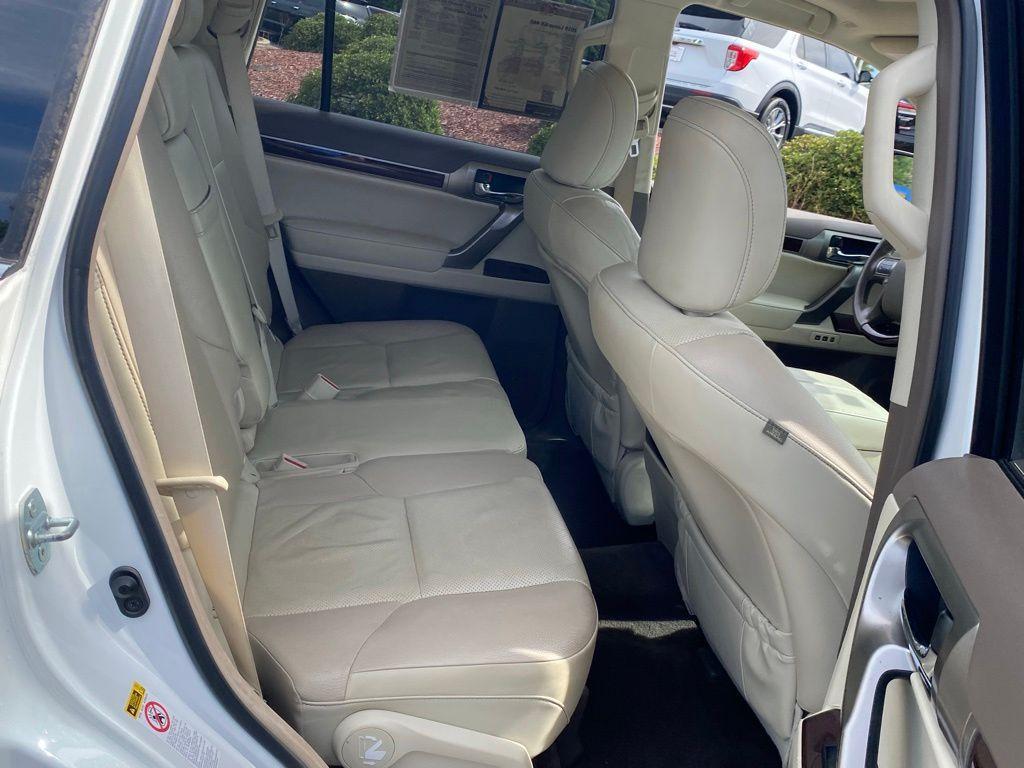 used 2019 Lexus GX 460 car, priced at $27,748