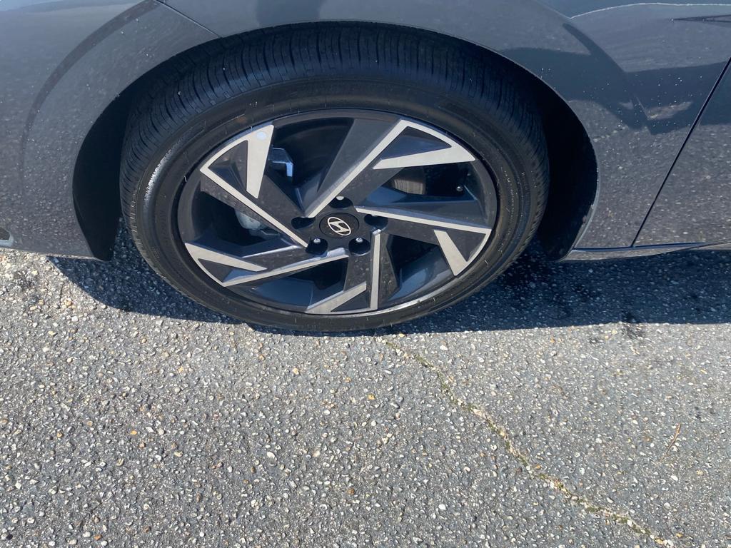 used 2025 Hyundai Elantra car, priced at $22,900