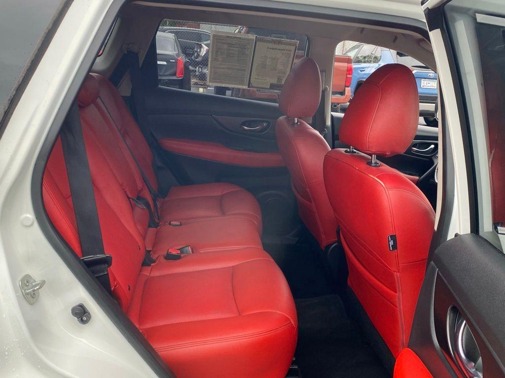 used 2019 Nissan Rogue car, priced at $17,636