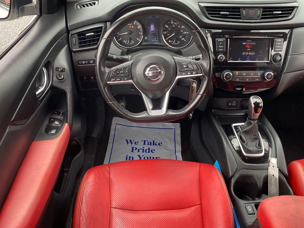 used 2019 Nissan Rogue car, priced at $17,636