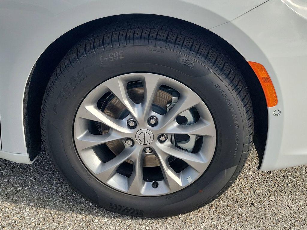 new 2026 Chrysler Pacifica car, priced at $45,283