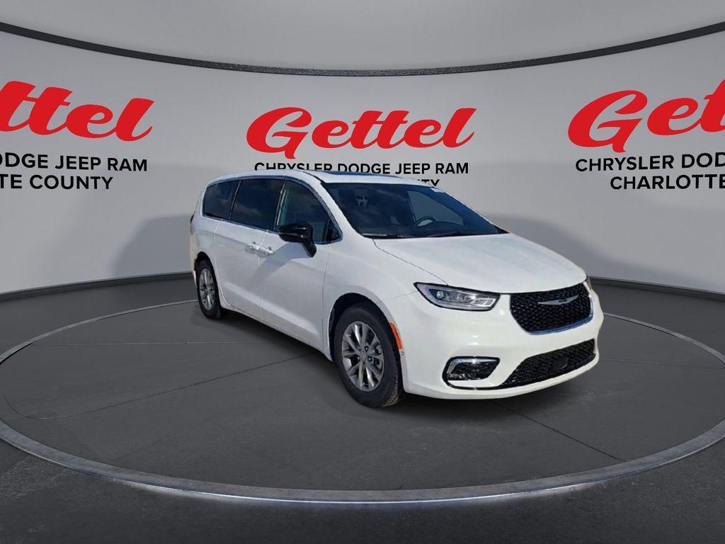 new 2026 Chrysler Pacifica car, priced at $45,283