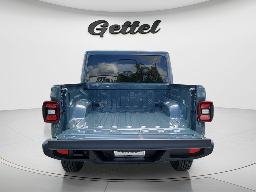 new 2026 Jeep Gladiator car, priced at $42,961