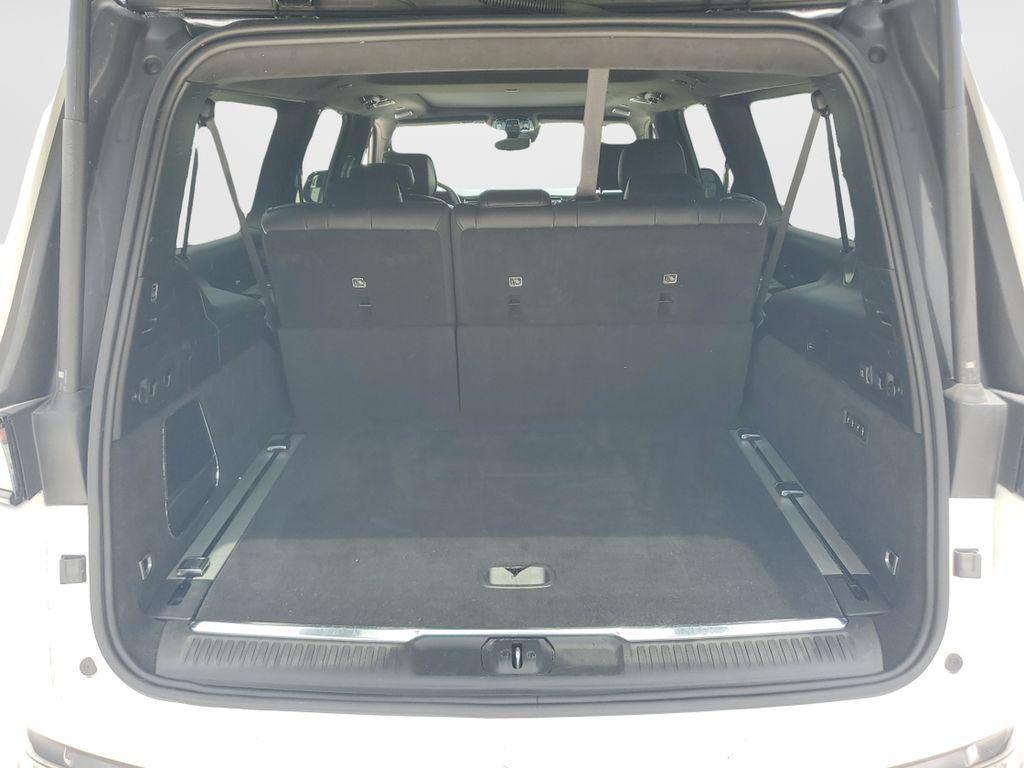 used 2024 Jeep Grand Wagoneer L car, priced at $48,001