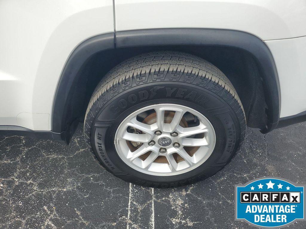 used 2020 Jeep Grand Cherokee car, priced at $16,892