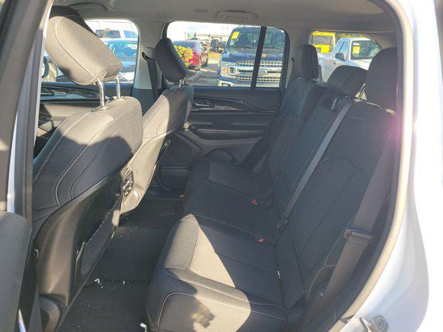 used 2023 Jeep Grand Cherokee car, priced at $22,884