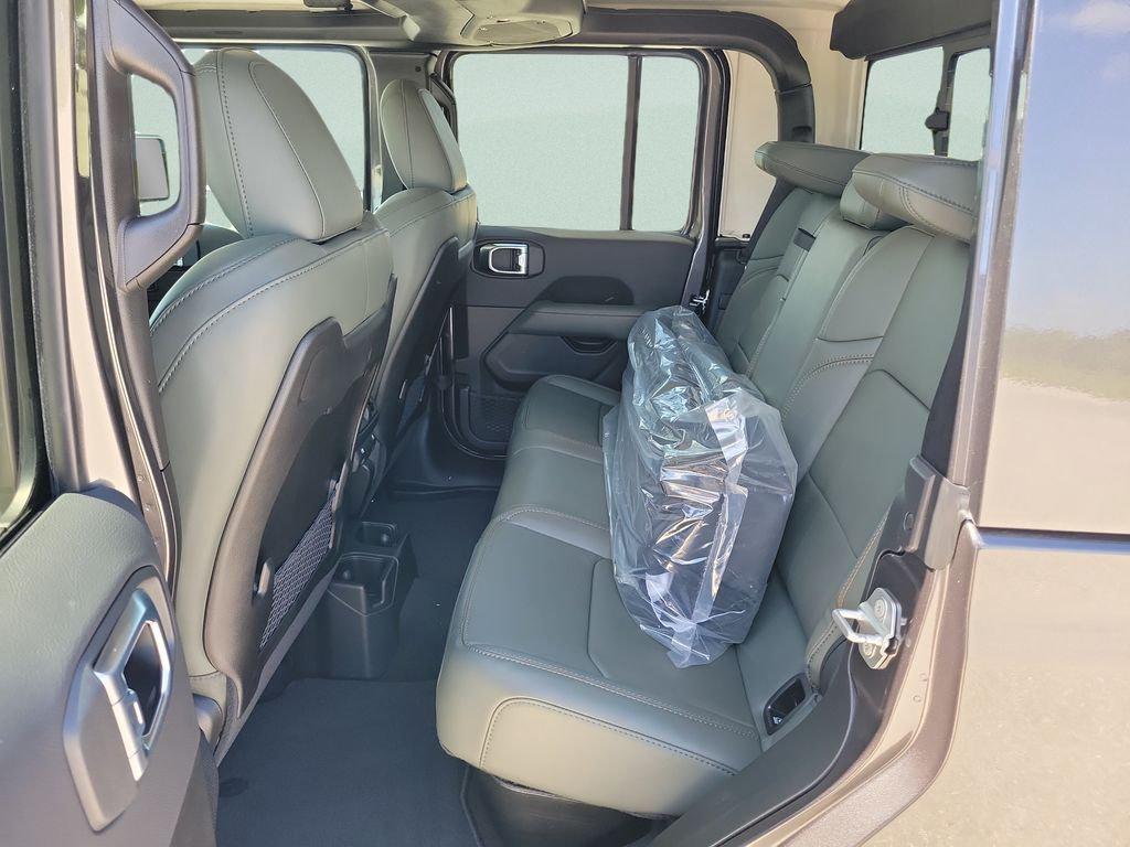 new 2026 Jeep Gladiator car, priced at $56,397