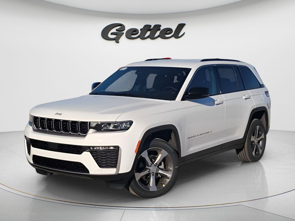 new 2026 Jeep Grand Cherokee car, priced at $45,615