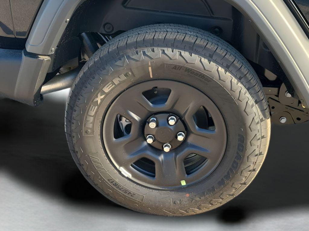 new 2026 Jeep Wrangler car, priced at $43,222