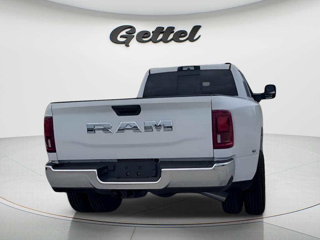 new 2025 Ram 3500 car, priced at $63,918