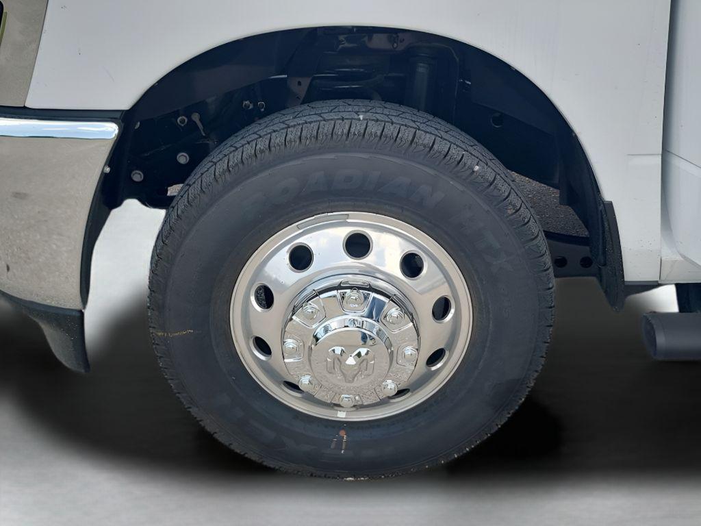 new 2025 Ram 3500 car, priced at $63,918