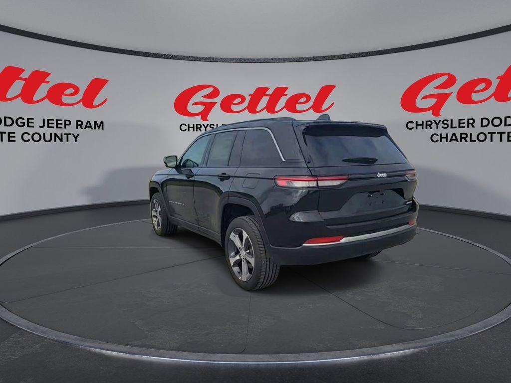 new 2026 Jeep Grand Cherokee car, priced at $46,210