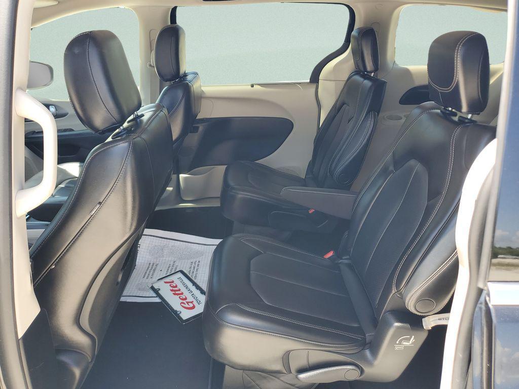 used 2023 Chrysler Pacifica car, priced at $24,108