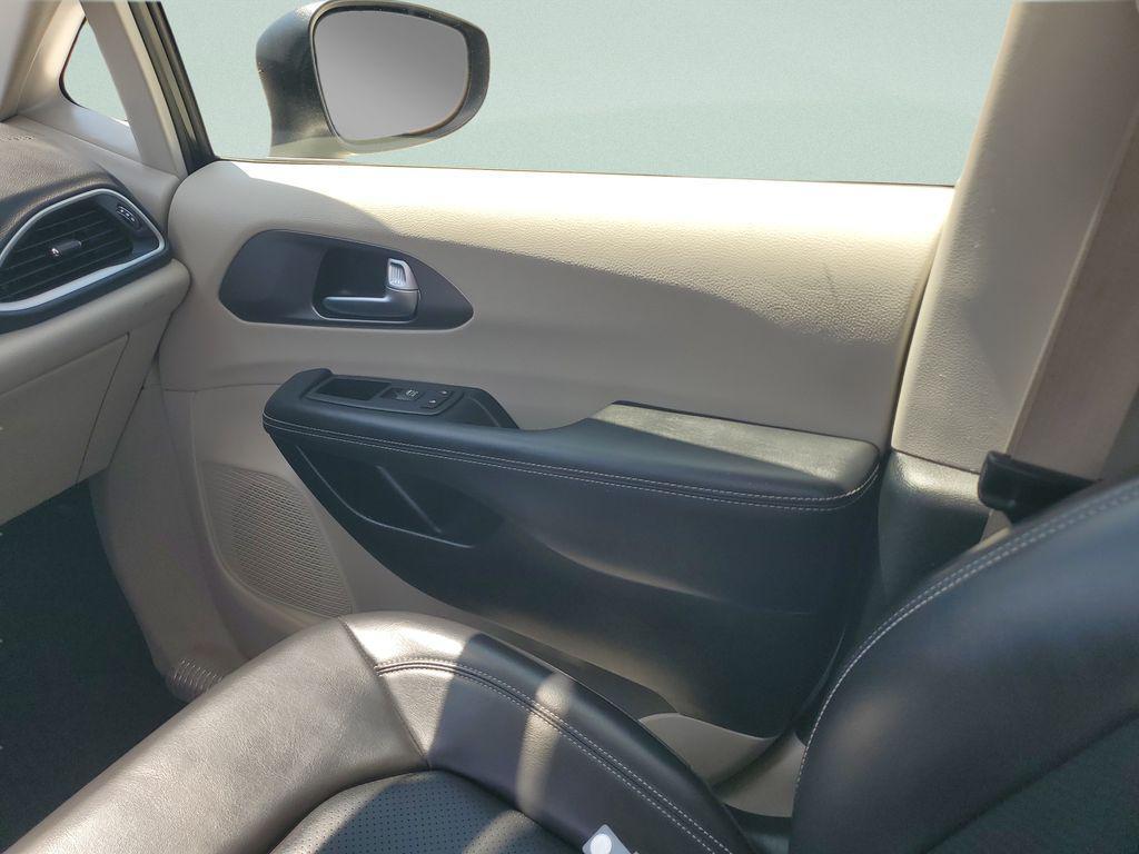 used 2023 Chrysler Pacifica car, priced at $24,108
