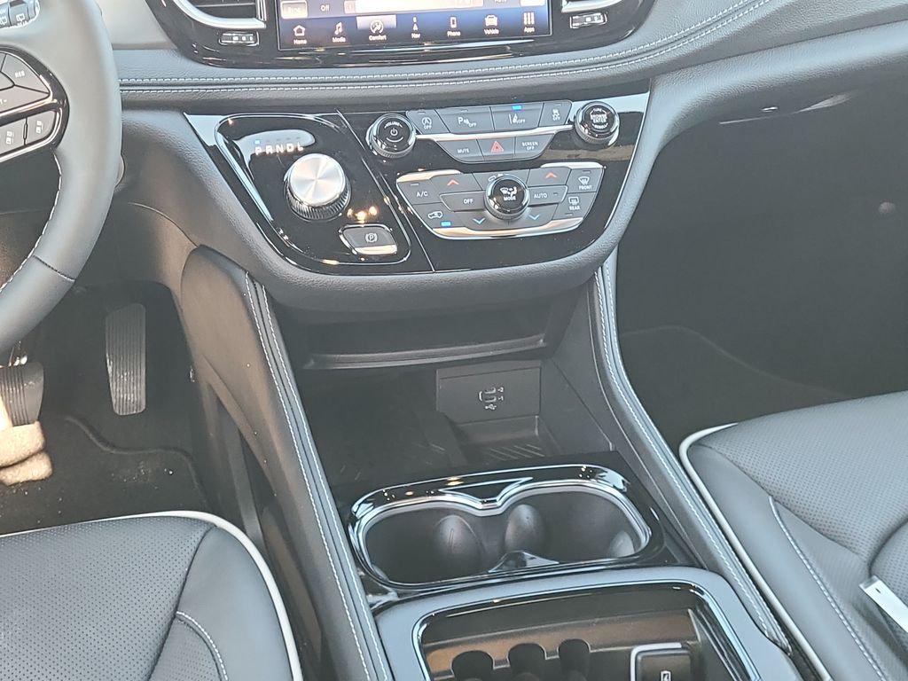 new 2027 Chrysler Pacifica car, priced at $50,198