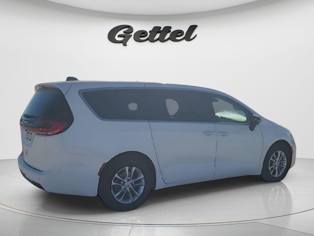 new 2026 Chrysler Pacifica car, priced at $40,649