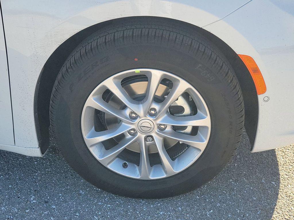 new 2026 Chrysler Pacifica car, priced at $40,649