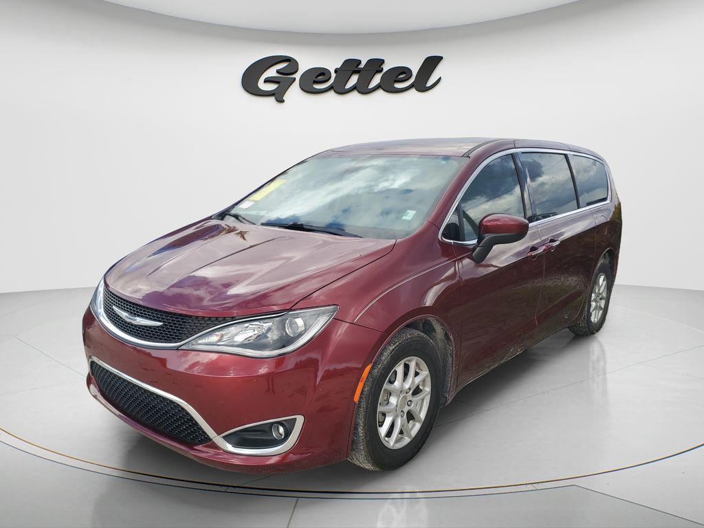 used 2017 Chrysler Pacifica car, priced at $14,500