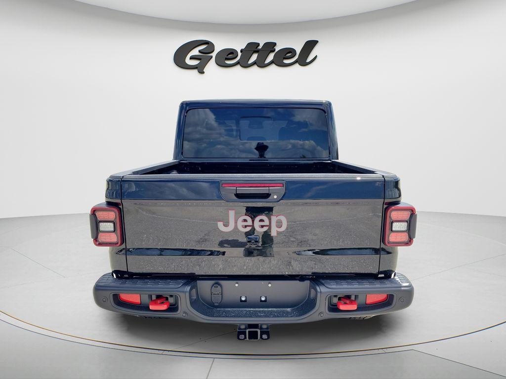 new 2026 Jeep Gladiator car, priced at $55,280
