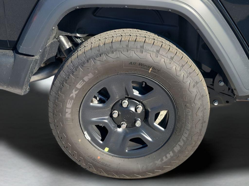new 2026 Jeep Wrangler car, priced at $43,222