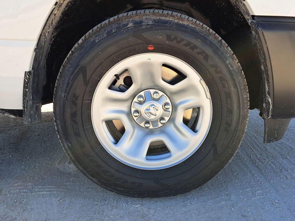 new 2025 Ram 1500 car, priced at $38,277