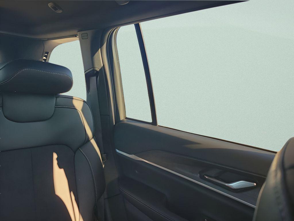 new 2026 Jeep Grand Cherokee car, priced at $45,655