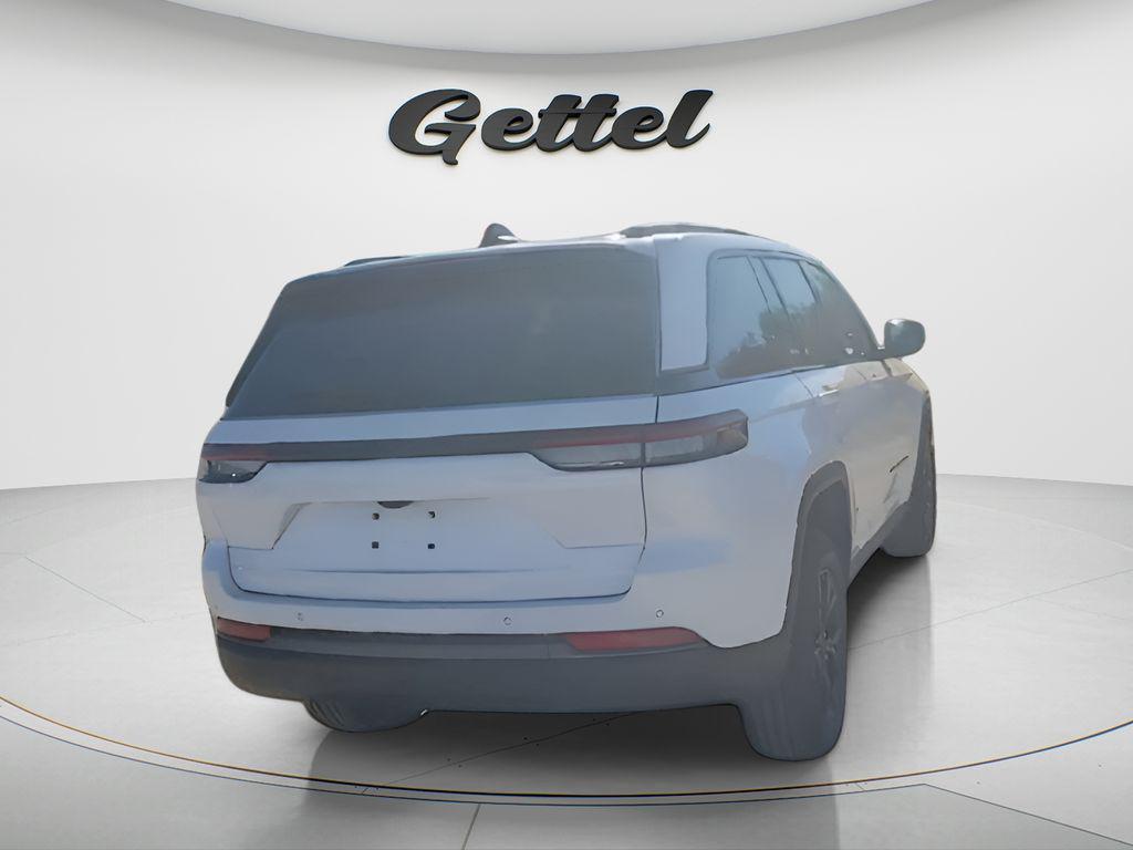 new 2026 Jeep Grand Cherokee car, priced at $45,655