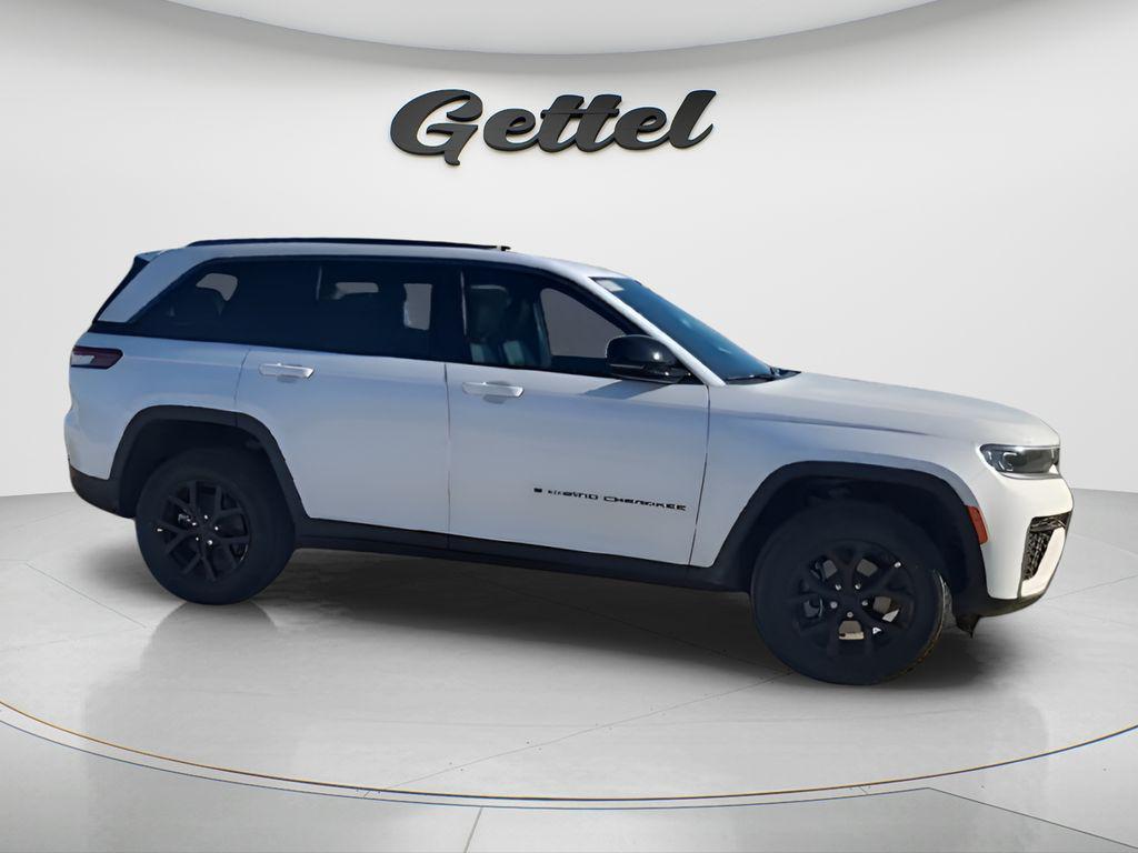 new 2026 Jeep Grand Cherokee car, priced at $45,655