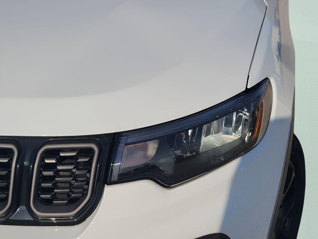 new 2026 Jeep Compass car, priced at $26,072