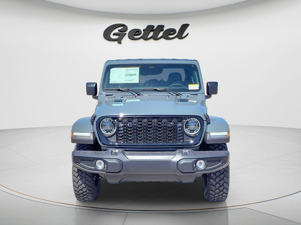 new 2026 Jeep Gladiator car, priced at $48,957