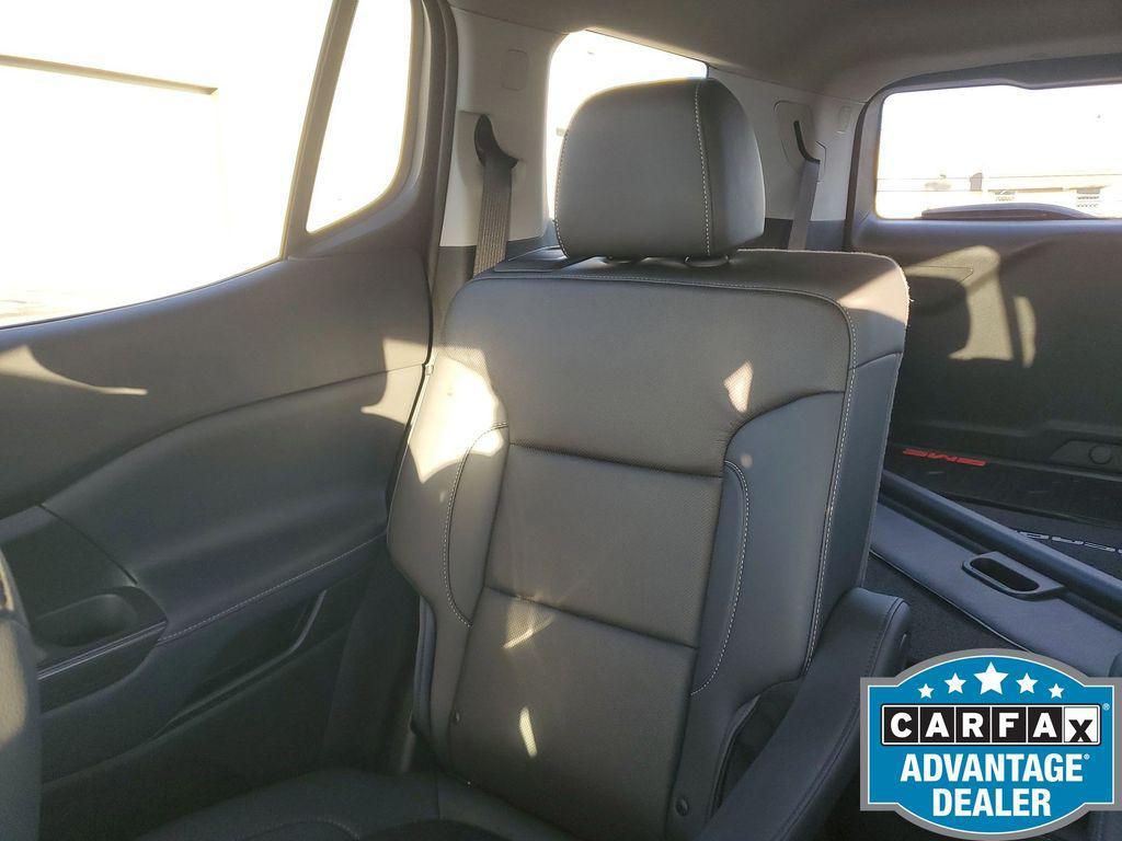 used 2022 GMC Acadia car, priced at $27,131