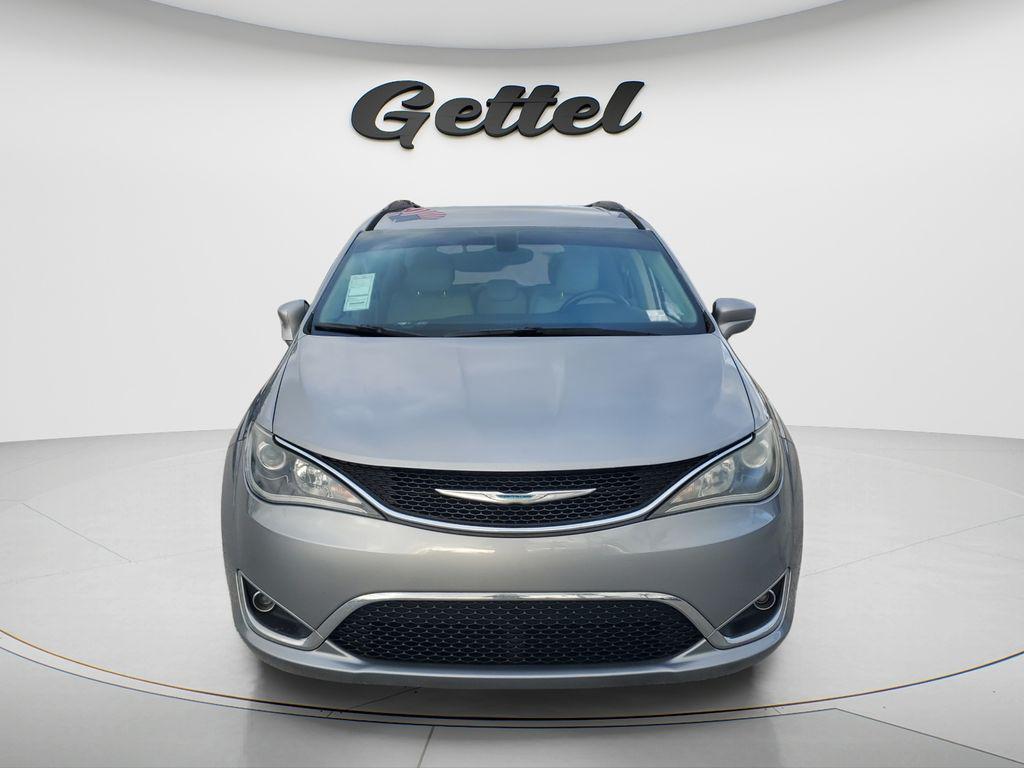 used 2017 Chrysler Pacifica car, priced at $12,475
