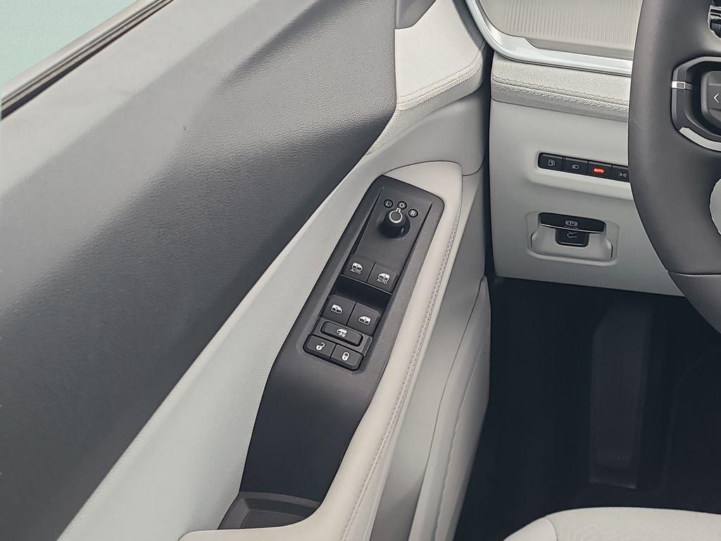 new 2026 Jeep Cherokee car, priced at $38,102