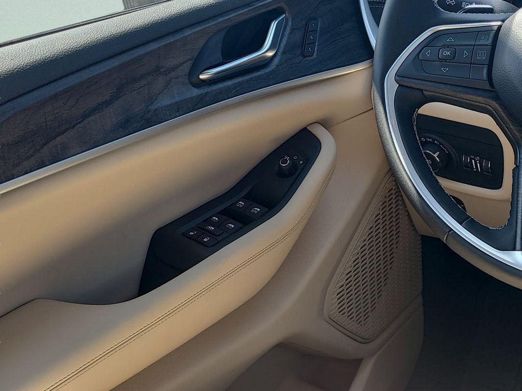 new 2026 Jeep Grand Cherokee L car, priced at $49,519